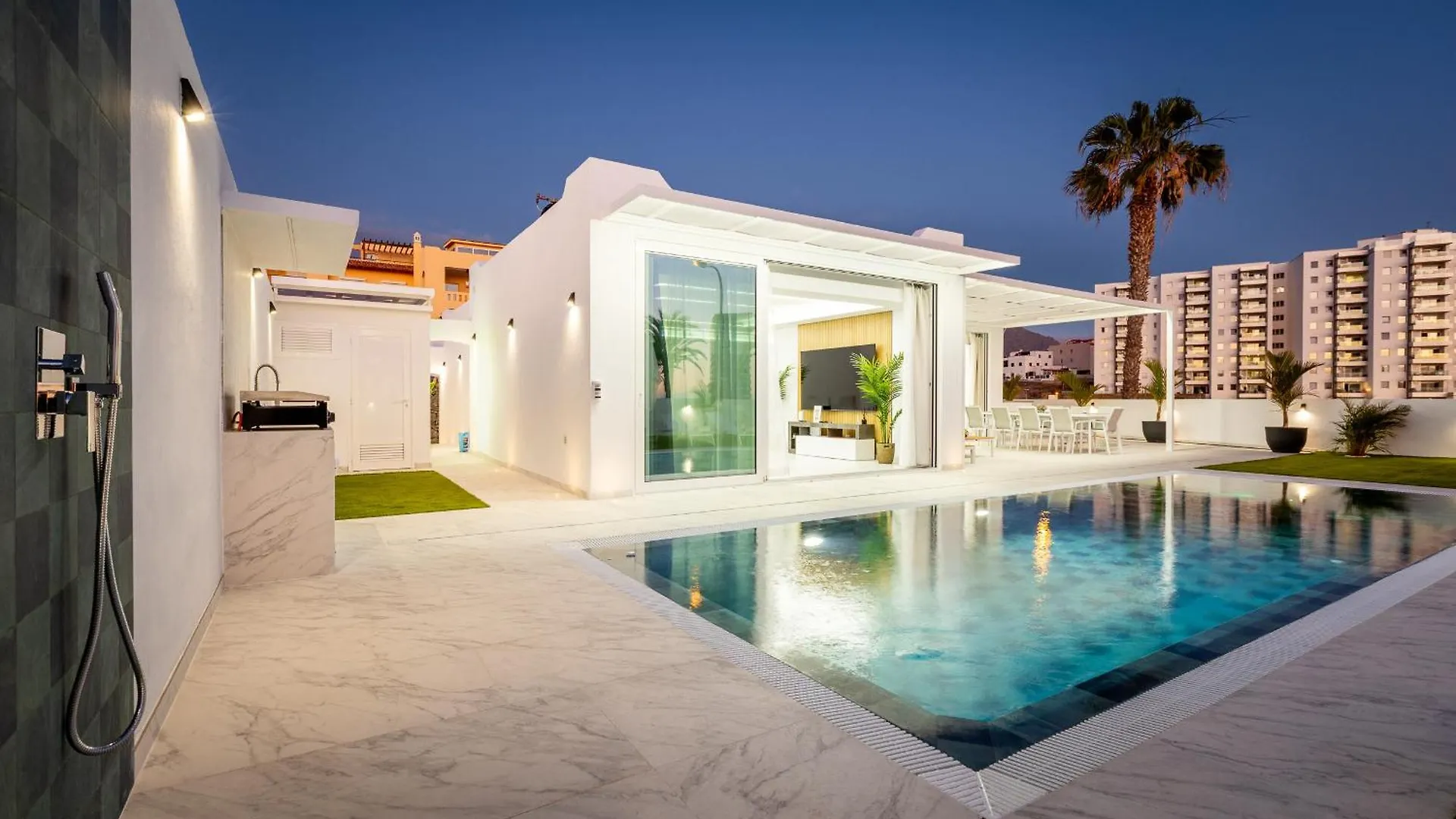 Villa Michelle Private Oasis Heated Pool And Wifi Playa Paraiso  Spain